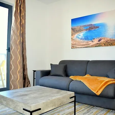 Seaside Serenity Retreat *