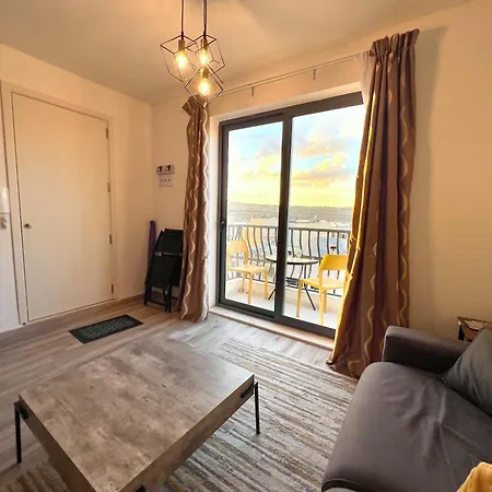 Seaside Serenity Retreat *