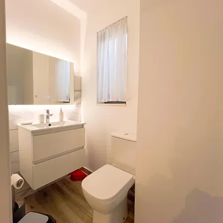 Seaside Serenity Retreat Apartman *