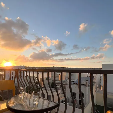 Seaside Serenity Retreat * St. Paul's Bay